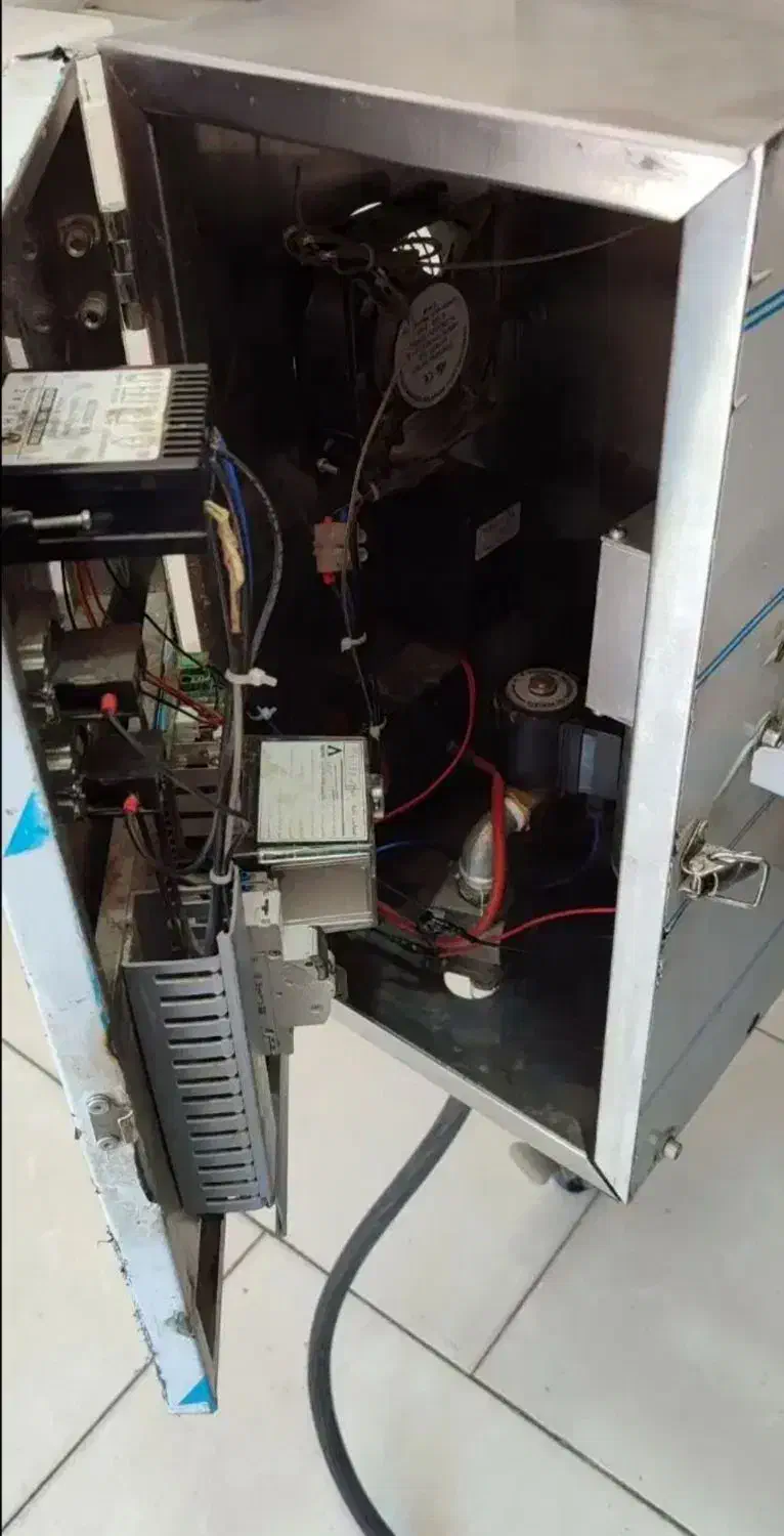 فر پیتزا|کافیشاپ و رستوران|بروجرد, |دیوار