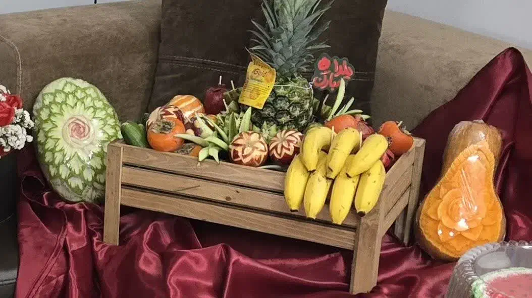 میوه ارایی وحکاکی هندوانه شب چله یلدا سبد گاری|صنایع دستی و سایر لوازم تزئینی|قم, الوندیه و گذر صادق|دیوار