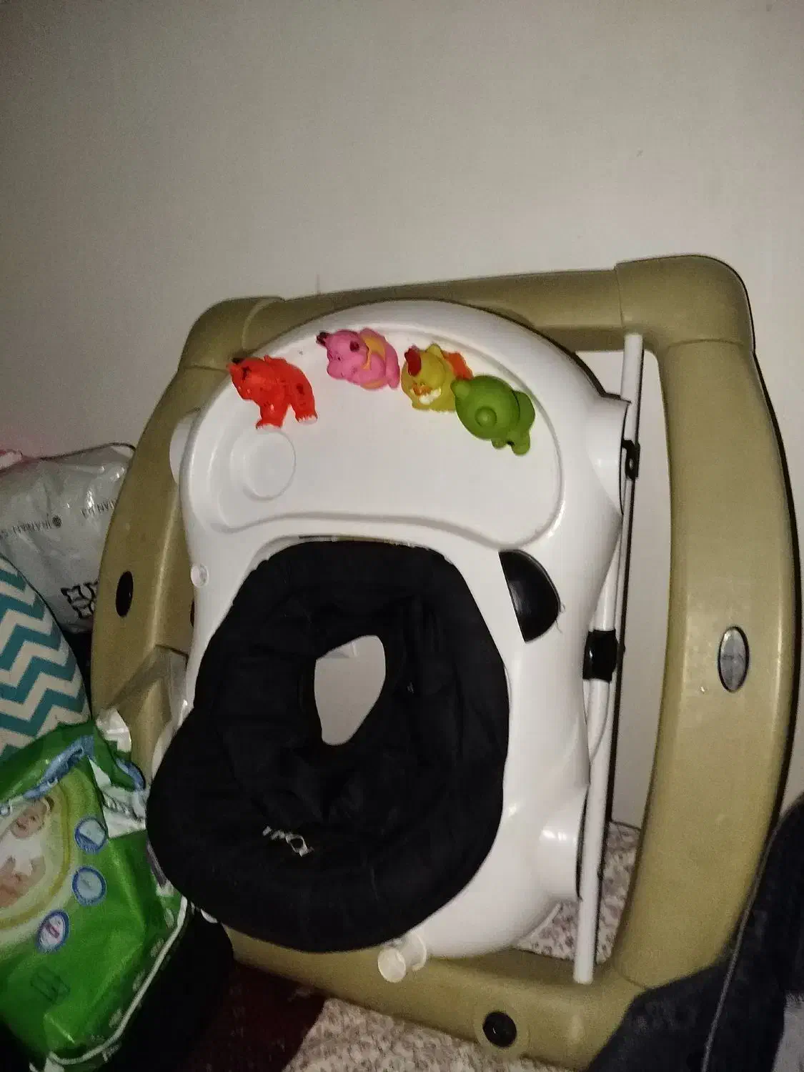 جنس درجه یک|اسباب و اثاث بچه|بجنورد, |دیوار