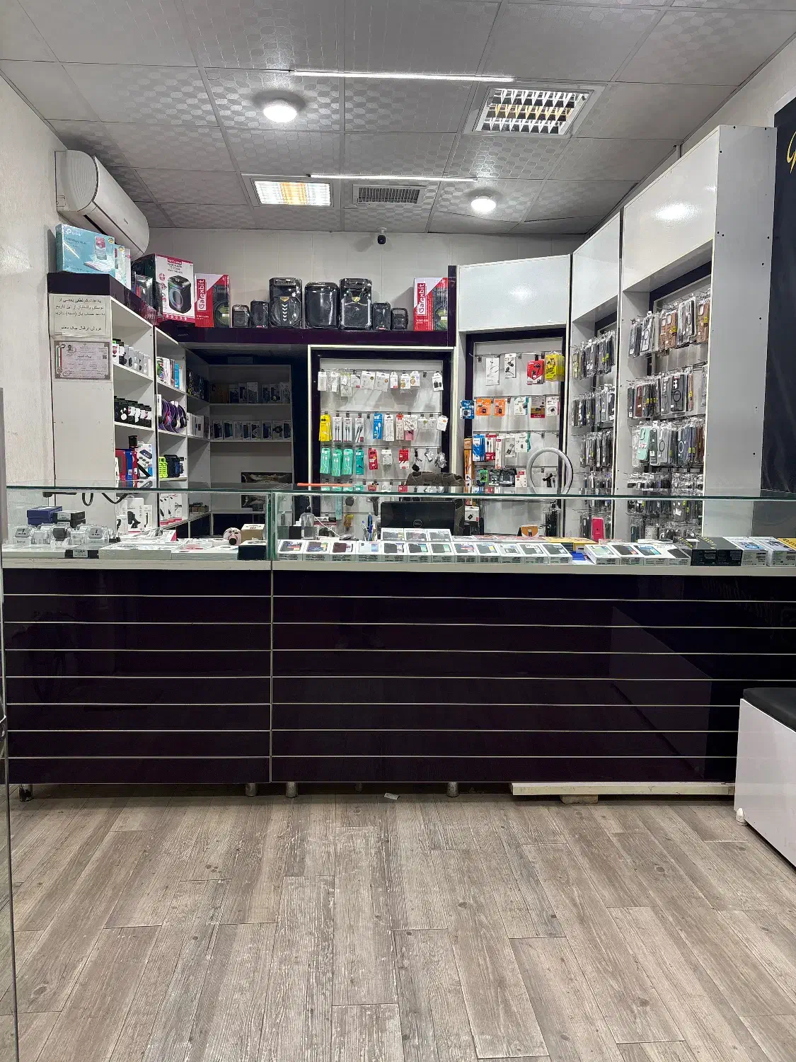 دکور موبایل فروشی|فروشگاه و مغازه|زارچ, |دیوار