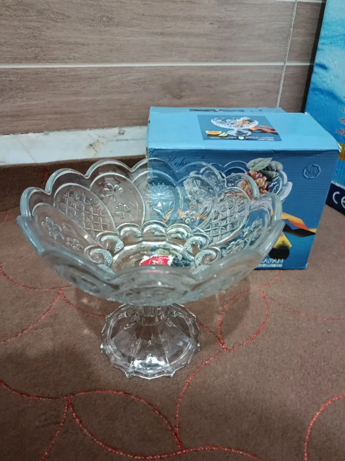 ظروف نو|ظروف سرو و پذیرایی|قم, قلعه کامکار|دیوار