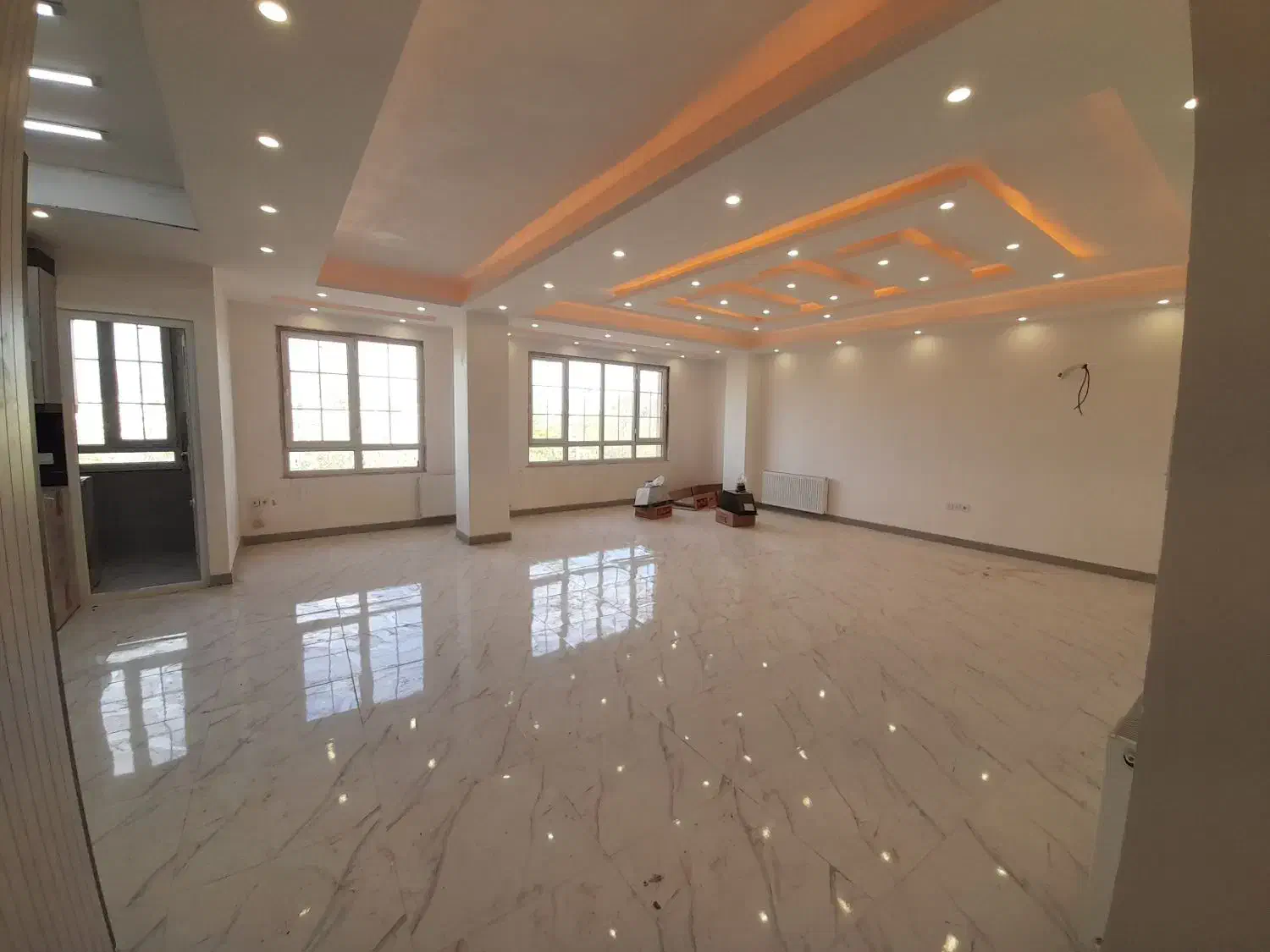 اجاره140 متری سه خواب بر خیابان بلوارپرفسورسمیعی|اجارهٔ آپارتمان|رشت, کوی غلام نیا|دیوار