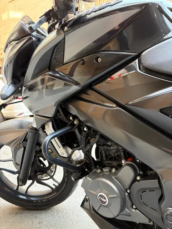 موتور ns200|موتورسیکلت|تهران, فلسطین (میدان انقلاب)|دیوار