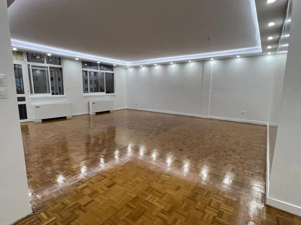 ۱۵۰متری طالقانی فول امکانات نجات الهی(ویلا)|فروش آپارتمان|تهران, نجات اللهی|دیوار