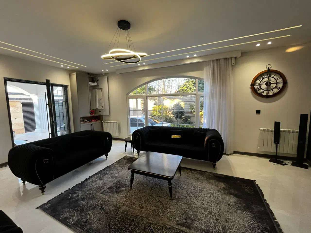 ویلا کلاسیک استخردار/سندتکبرگ/۲۰۰متری دریا|فروش خانه و ویلا|رشت, گلسار|دیوار