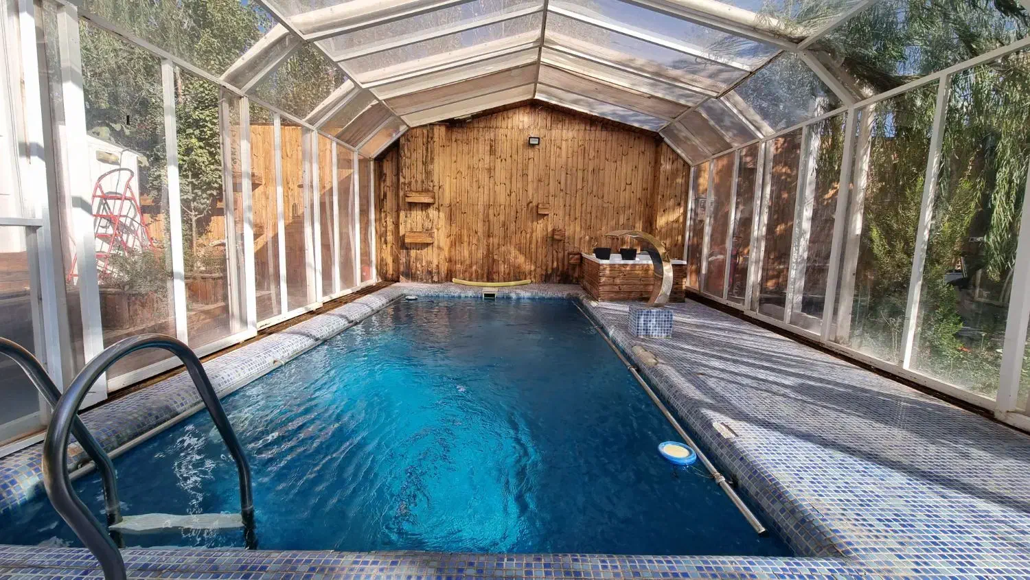 فروش ویلای ۴۳۰ متری فول امکانات/با حکم عدم تخریب|فروش خانه و ویلا|رامجین, |دیوار