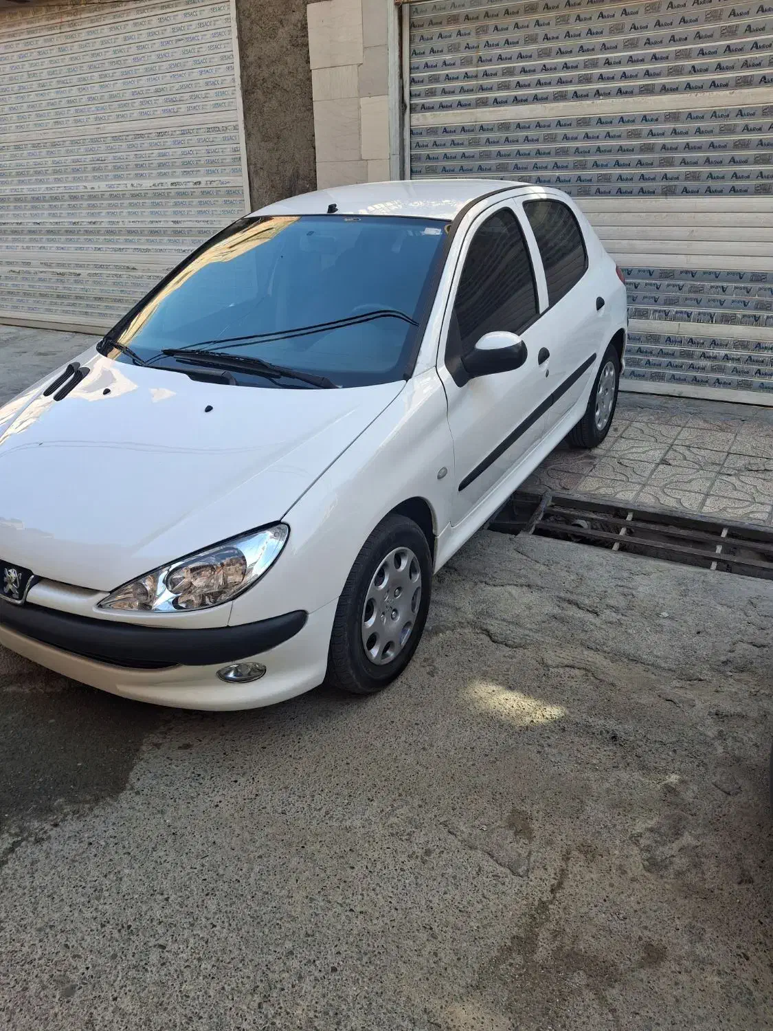 206 تیپ3 مدل 98 تصادفی|خودرو سواری و وانت|نسیمشهر, |دیوار