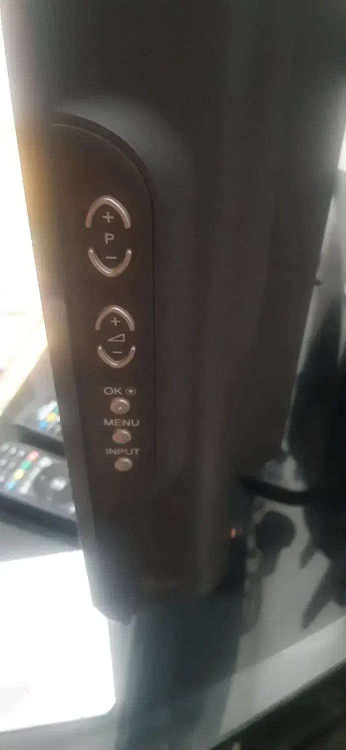 تلویزیون ال جی 37 اینچ|تلویزیون و پروژکتور|ایلام, |دیوار