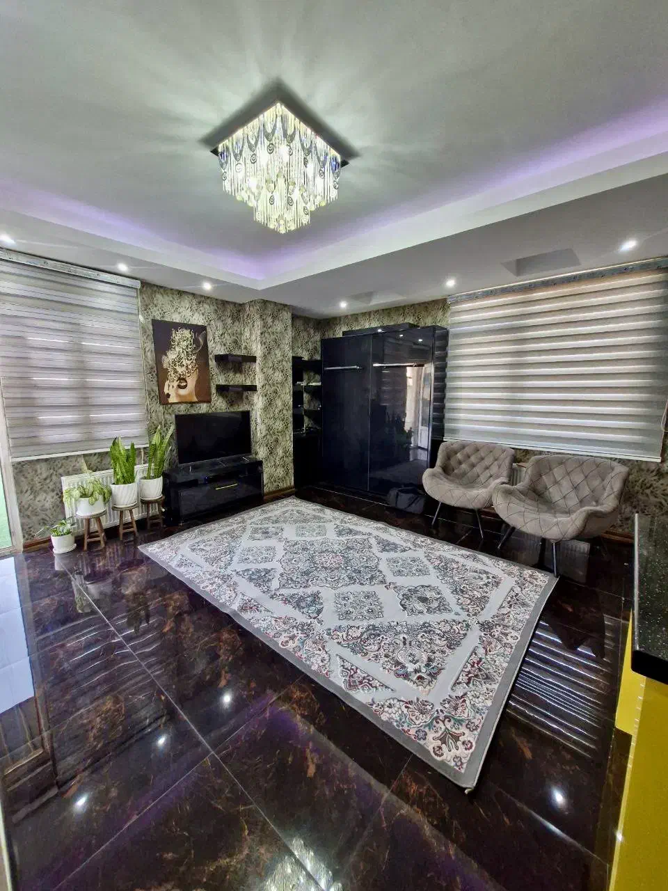 حیاط ۱۱۰ متری وسط شهر * بله واقعیه|فروش آپارتمان|اندیشه, اندیشه فاز ۱|دیوار