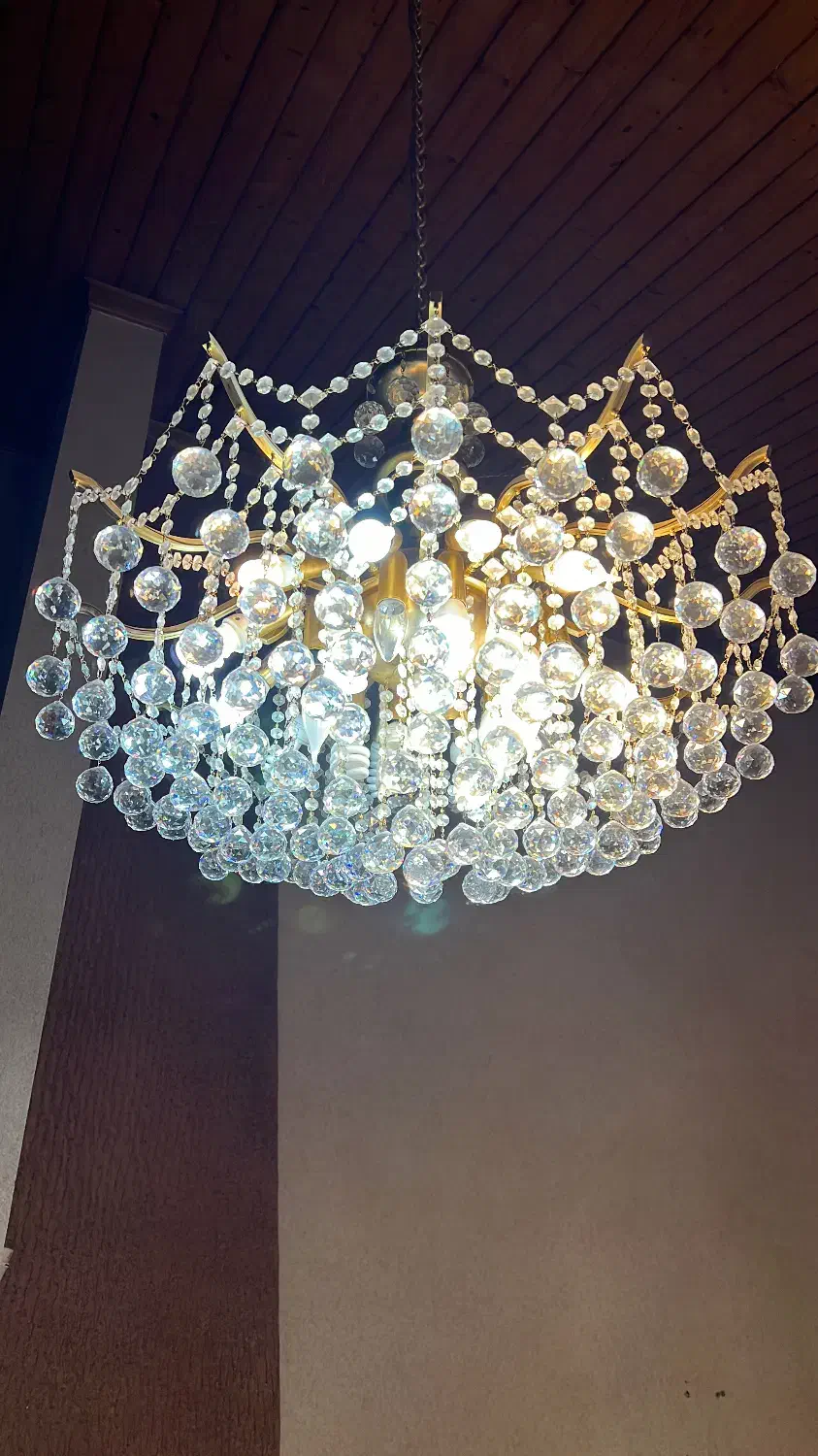 روشنایی(لوستر)|لوستر و چراغ آویز|نور, |دیوار