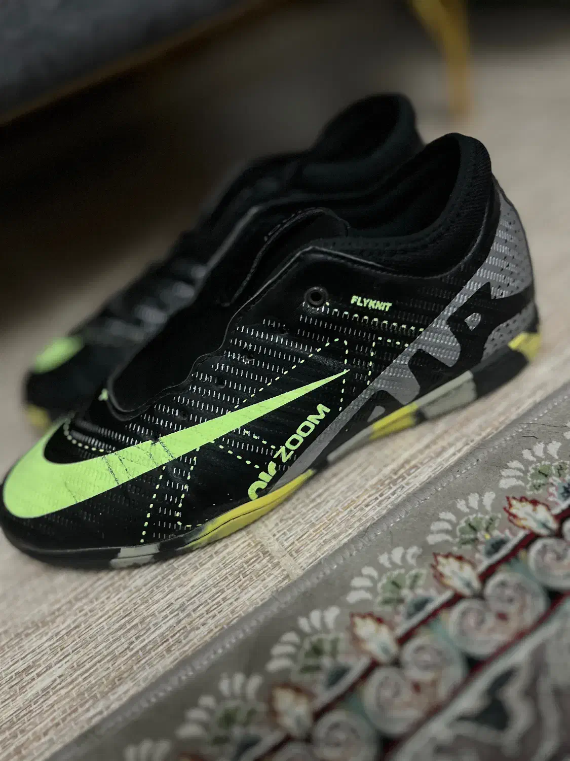 استوک درحد نو(۴۲/۴۳)|کیف، کفش، کمربند|صومعهسرا, |دیوار