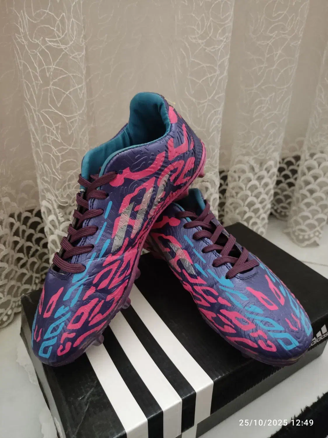 کفش فوتبال مردانه|کیف، کفش، کمربند|نسیم‌شهر, |دیوار