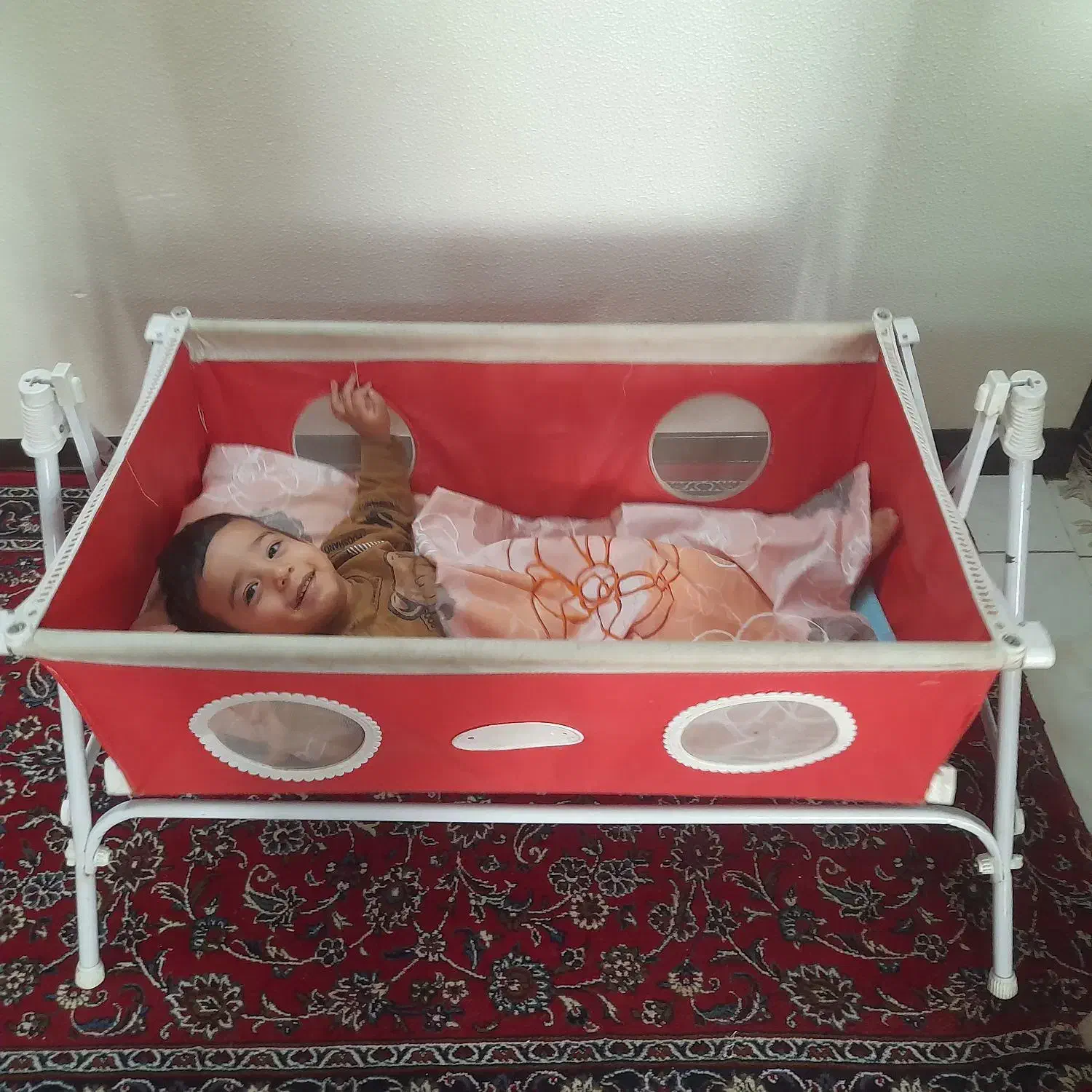 فروش گهواره|اسباب و اثاث بچه|شاهین‌شهر, برخوار غرب|دیوار