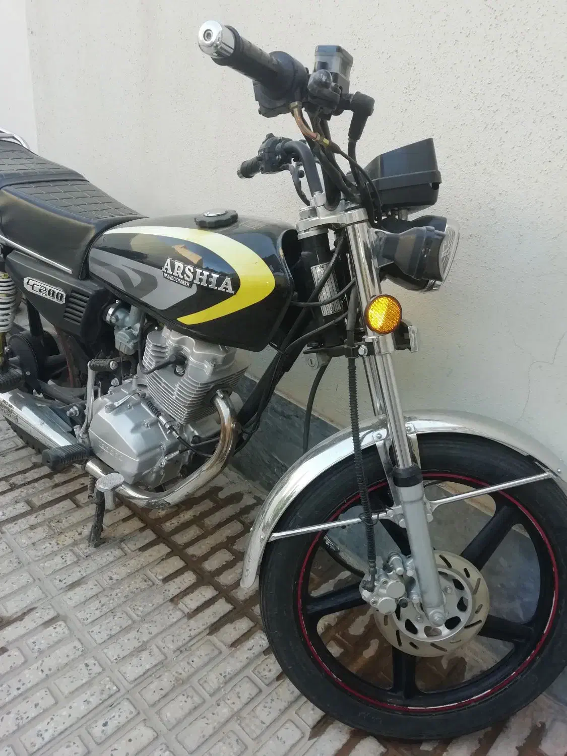 موتور 200 ارشیا مدل 98|موتورسیکلت|نجف‌آباد, ویلاشهر|دیوار