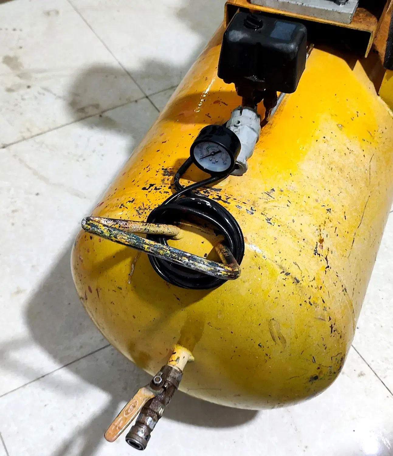 پمپ باد ۱۵۰ لیتری تکفاز مفید / دورکن لبه چسبان|ابزارآلات|چهاردانگه (تهران), |دیوار