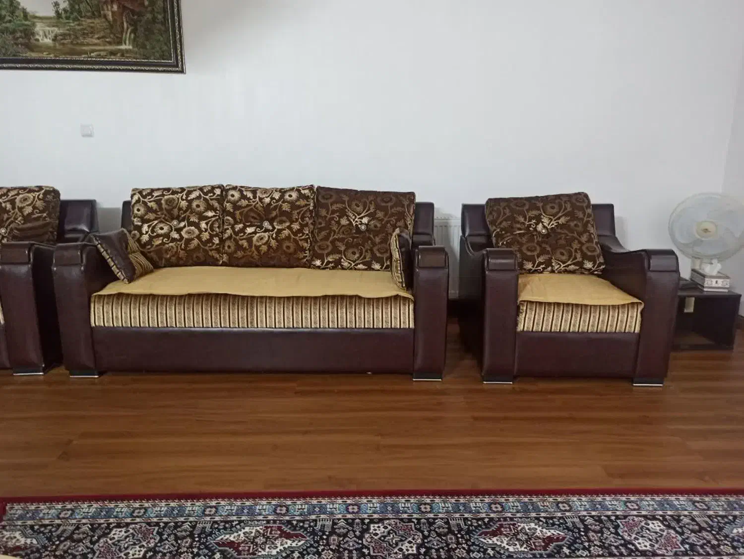 مبل|مبلمان خانگی و میز عسلی|سبزوار, قاضی زاد|دیوار