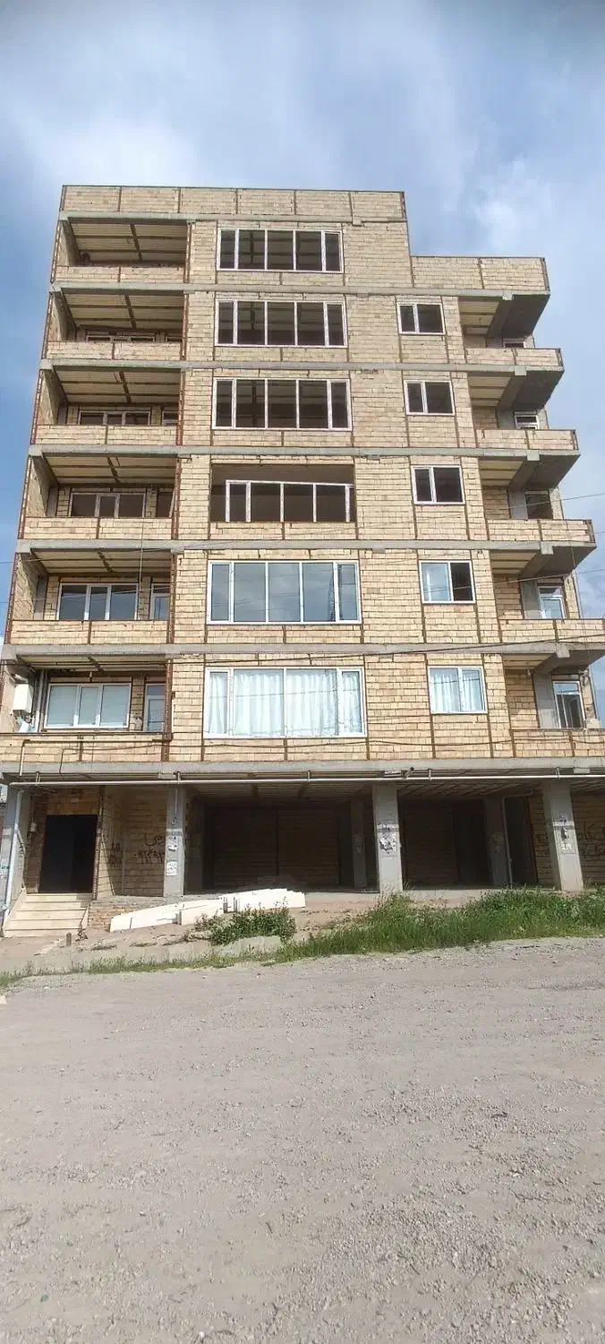 نصاب درب و پنجره opvs|خدمات پیشه و مهارت|نوشین شهر, |دیوار