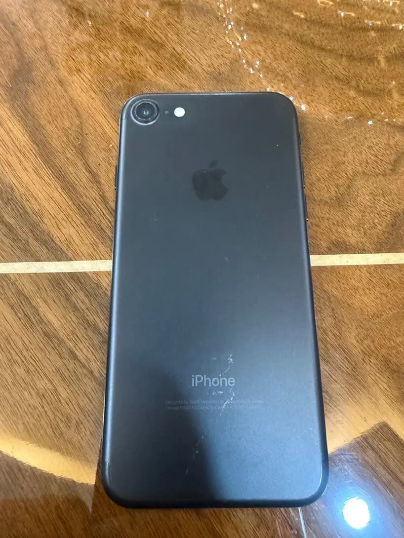 گوشی آیفون ۷ ( Apple7 )|موبایل|شاهینشهر, مخابرات (شهید بهشتی)|دیوار