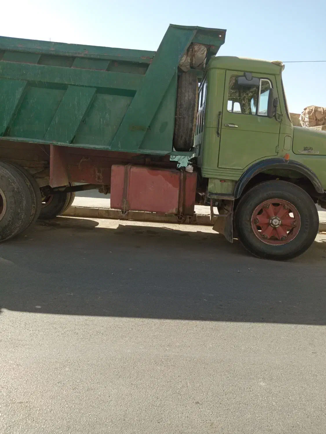کامیون کمپرسی(بنز تک)|خودرو سنگین|بهارستان, |دیوار