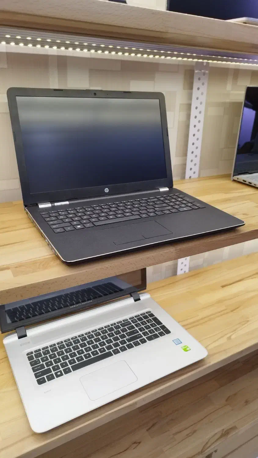 لپتاپhpاقتصادی/صفحه لمسی/مناسب همه امور روزمره|رایانه همراه|تبریز, |دیوار