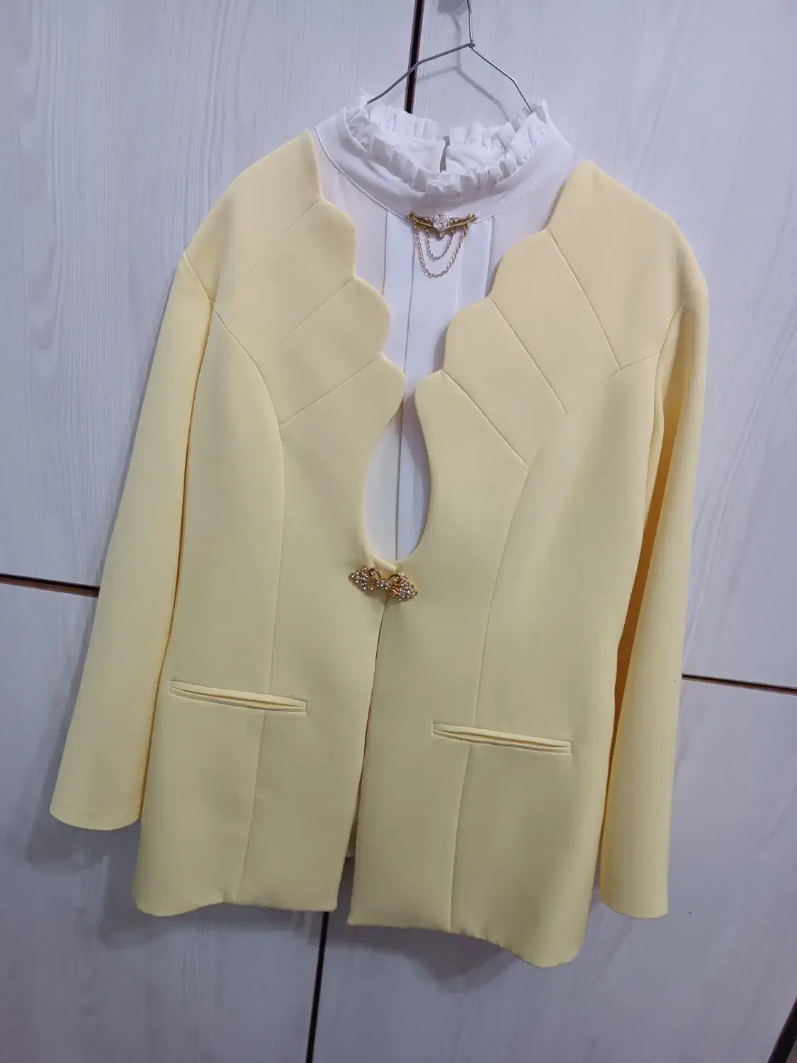 لباس مجلسی لیمویی و انواع کت و مانتو|لباس|بیرجند, |دیوار