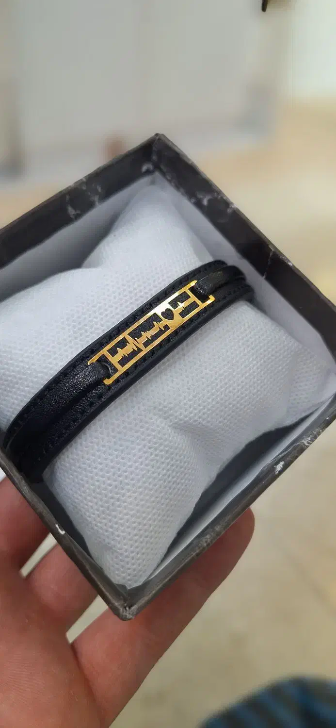 دستبندطلا چرم نبض طلا قلب طلا چرم و طلا سفارشی|جواهرات|تهران, مدائن|دیوار