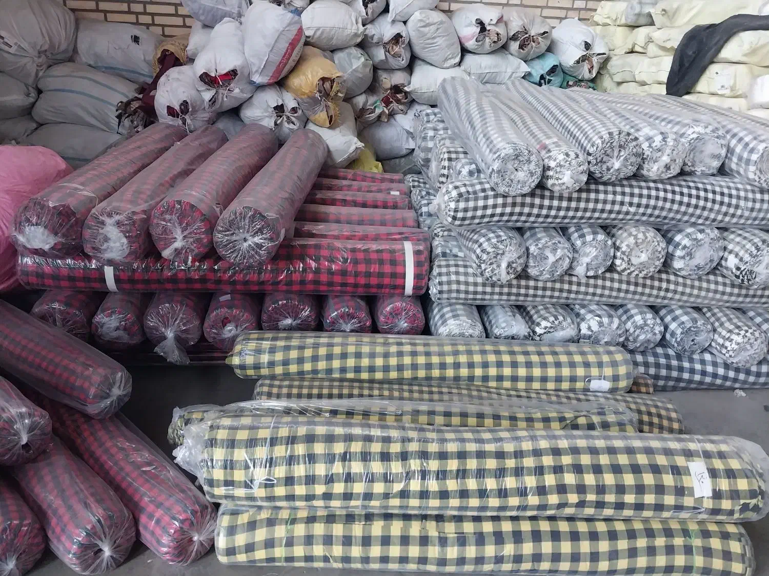 فروشنده و خریدار پارچه طاقه ته طاقه|عمده‌فروشی|تهران, بازار|دیوار