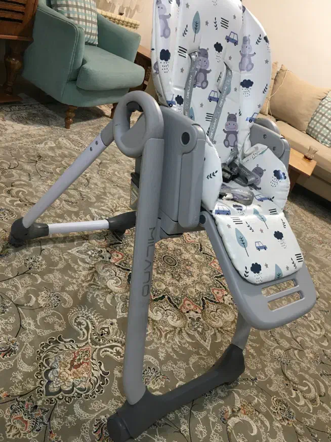 صندلی غذا کودک|تخت و صندلی بچه|رشت, سعدی (تختی)|دیوار