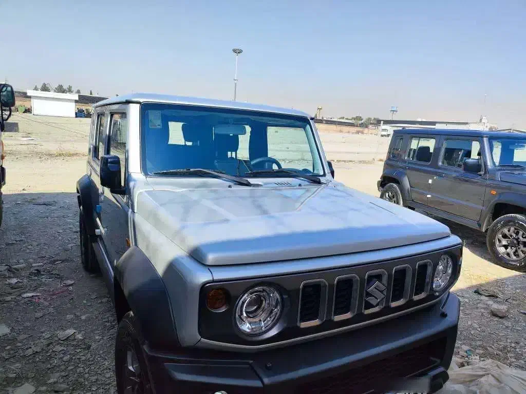 جیمنی ۵ درب نقره‌ای|خودرو سواری و وانت|تهران, شهرک استقلال|دیوار