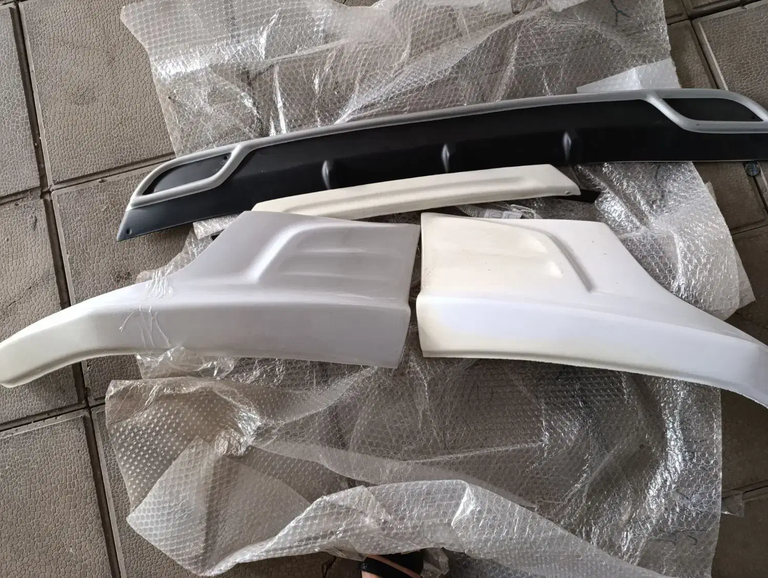 دیفوز جلو وعقب رانا پلاس|قطعات یدکی و لوازم جانبی|هشتگرد, شهرک صبا سوله|دیوار