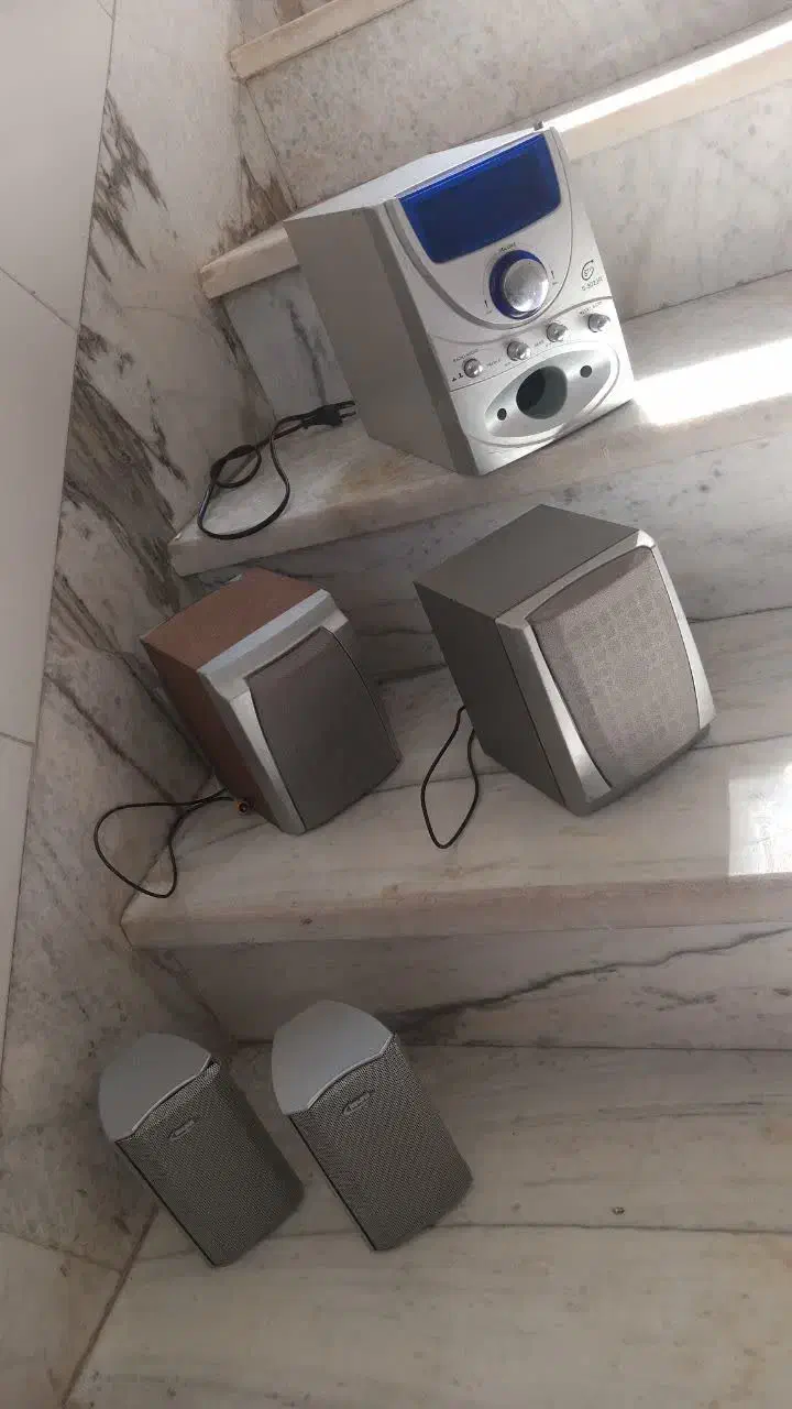 باند سالم در حد نو همش باهم ۷۵۰|سیستم صوتی خانگی|قم, نیروگاه|دیوار