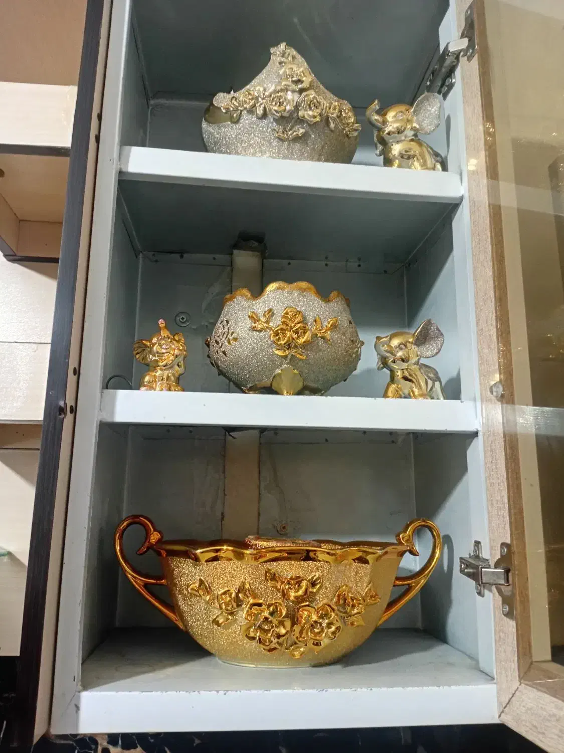 ظرف و مجسمه|مجسمه، تندیس، ماکت|اسلام‌شهر, شهرک محمدیه|دیوار