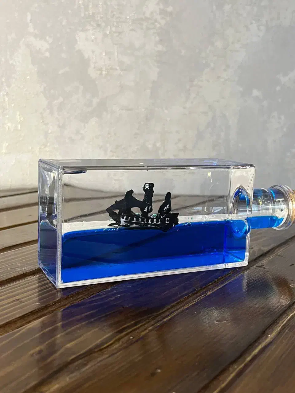 بطری معلق|کلکسیون اشیاء عتیقه|خواف, |دیوار