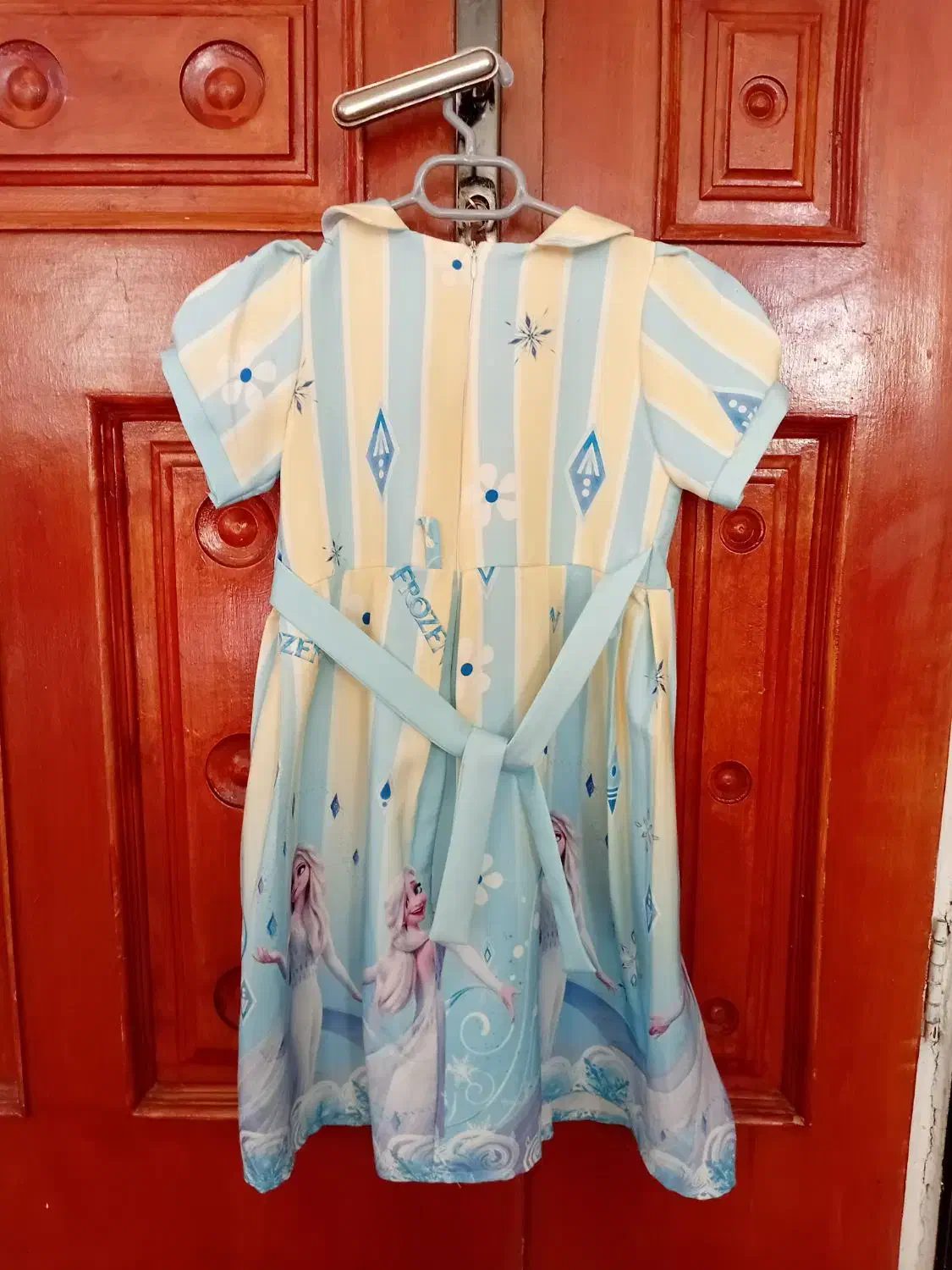 پیراهن دخترانه|لباس|زرین دشت (همدان), |دیوار