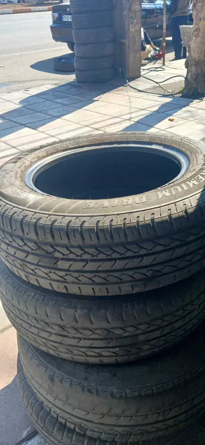 لاستیک 206|قطعات یدکی و لوازم جانبی|محمدشهر, همایون ویلا|دیوار