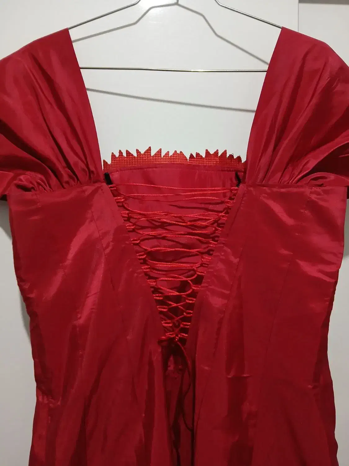 پیراهن نو|لباس|اردبیل, |دیوار