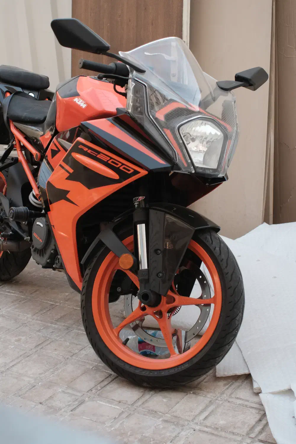 کی تی ام آرسی ۲۰۰ KTM RC تمیز|موتورسیکلت|تهران, سنائی|دیوار