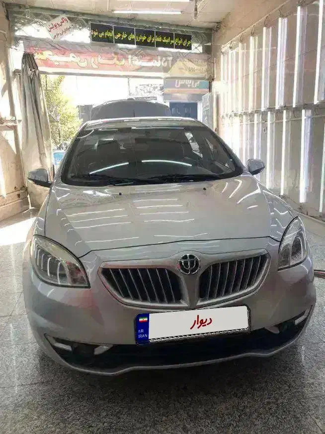 برلیانس ۱۵۰۰ مدل۹۵ اتوماتیک زیر قیمت|خودرو سواری و وانت|اصفهان, رکن الدوله غربی|دیوار