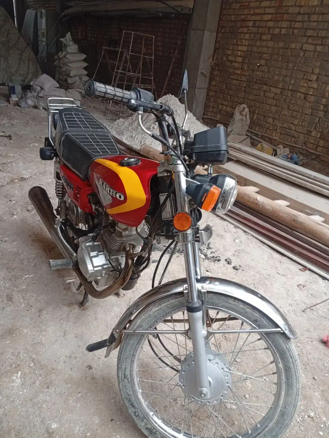 رهرو 1402|موتورسیکلت|قم, باغ کرباسی|دیوار