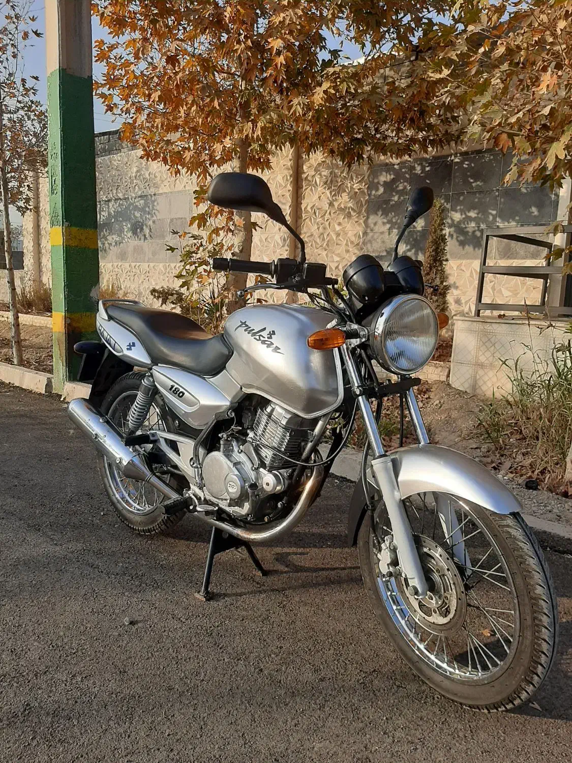 پولسار ۱۸۰|موتورسیکلت|کرج, گلدشت|دیوار