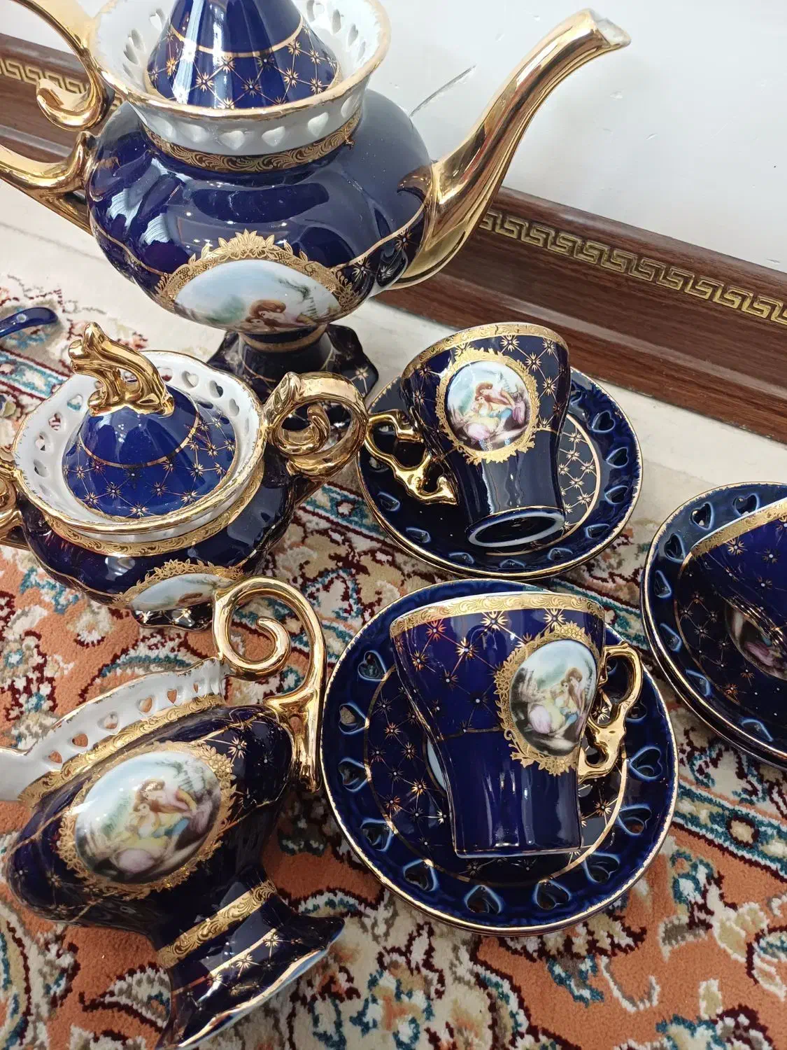 سرویس شیر خوری سورمه ایی|ظروف سرو و پذیرایی|قم, زنبیل آباد|دیوار