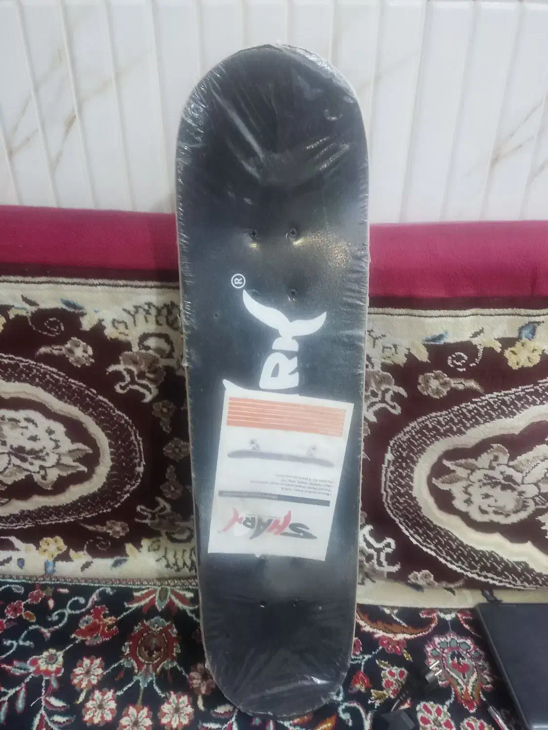 اسکیت برد|دوچرخه، اسکیت، اسکوتر|شیراز, فرودگاه شهید دستغیب شیراز|دیوار