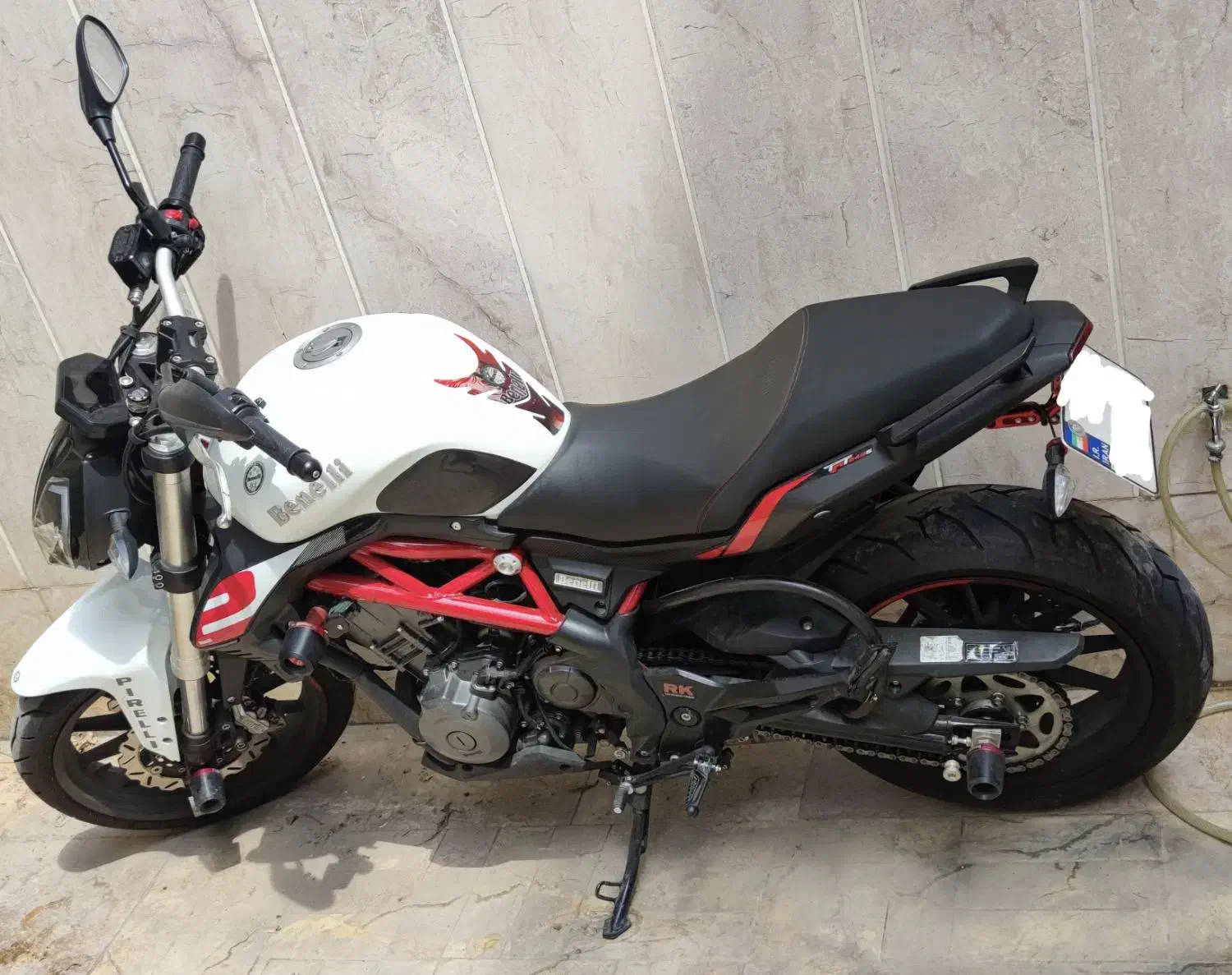 بنلی ۳۰۰ دوسیلندر|موتورسیکلت|تهران, هفت حوض|دیوار