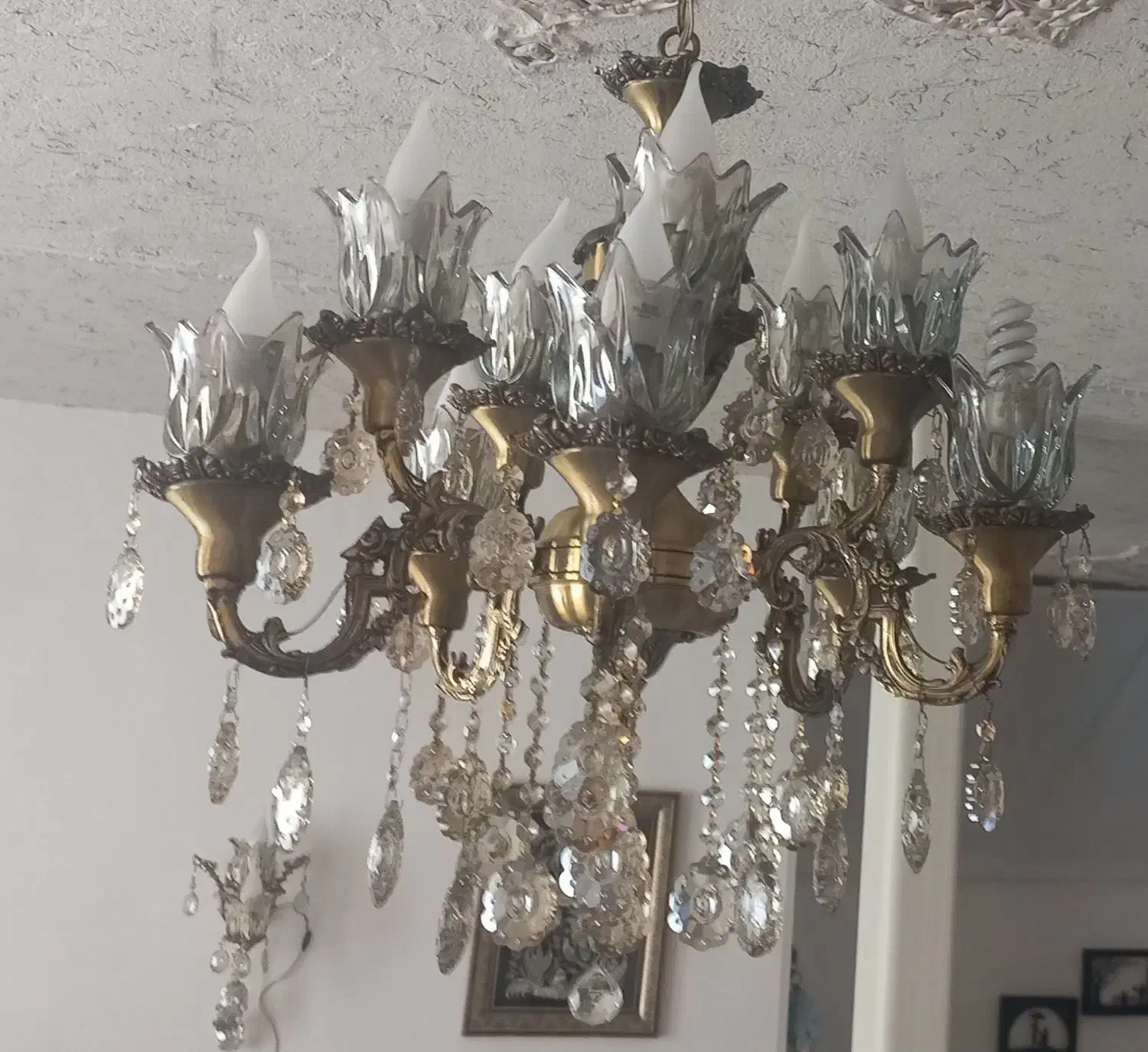 لوستر برنز ۱۰ شعله|لوستر و چراغ آویز|قم, انسجام|دیوار