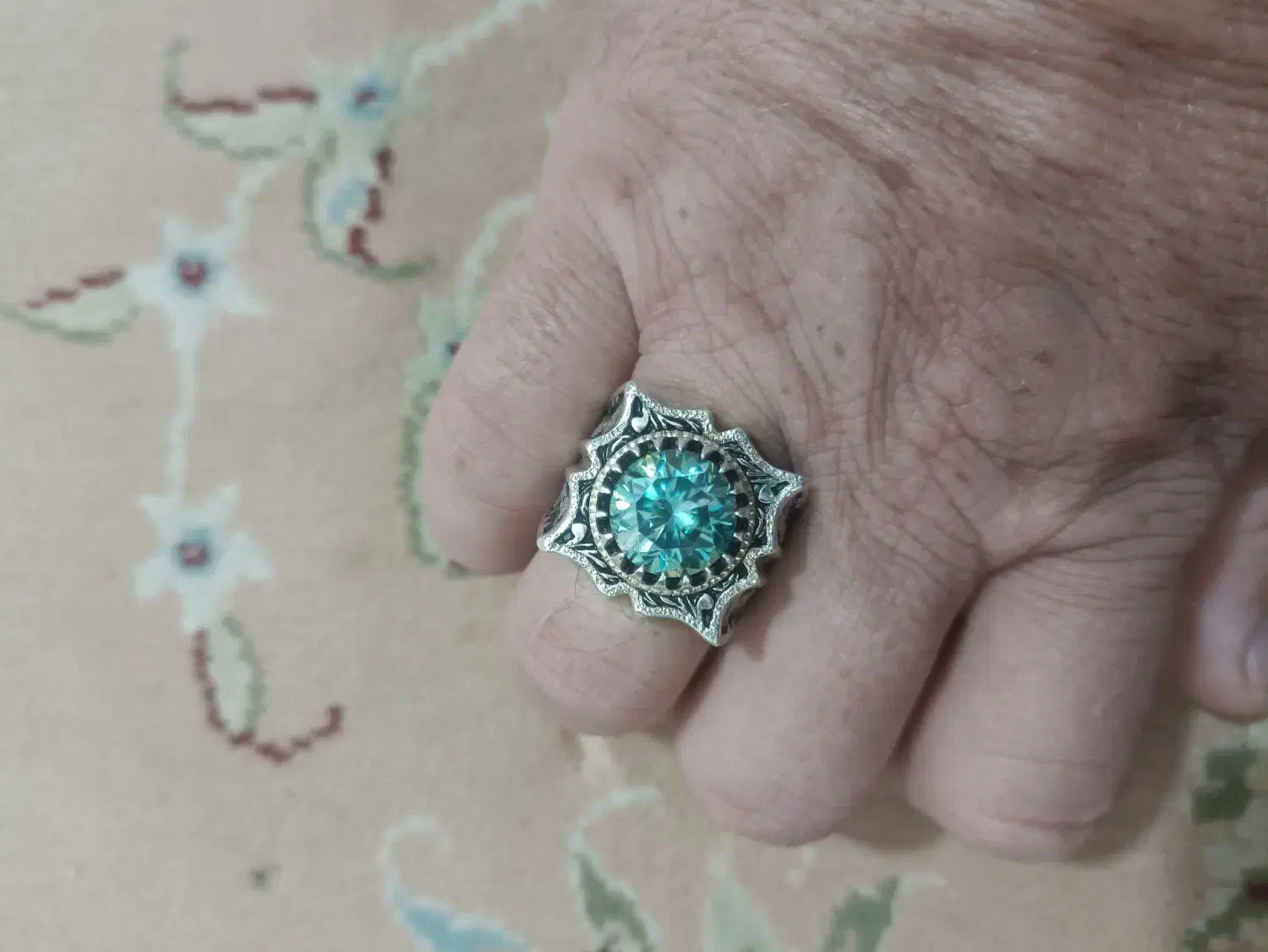 موزونایت|کلکسیون اشیاء عتیقه|بجنورد, |دیوار