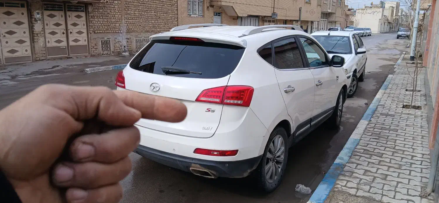 جک اس ۵|خودرو سواری و وانت|شاهین‌شهر, گزبرخوار|دیوار