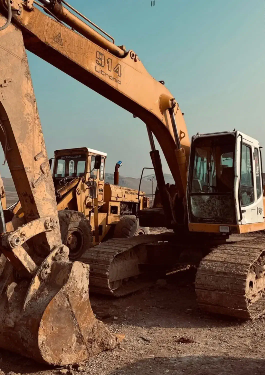 اجاره و خدمات بیل میکانیکی|خدمات حمل و نقل|میاندوآب, |دیوار