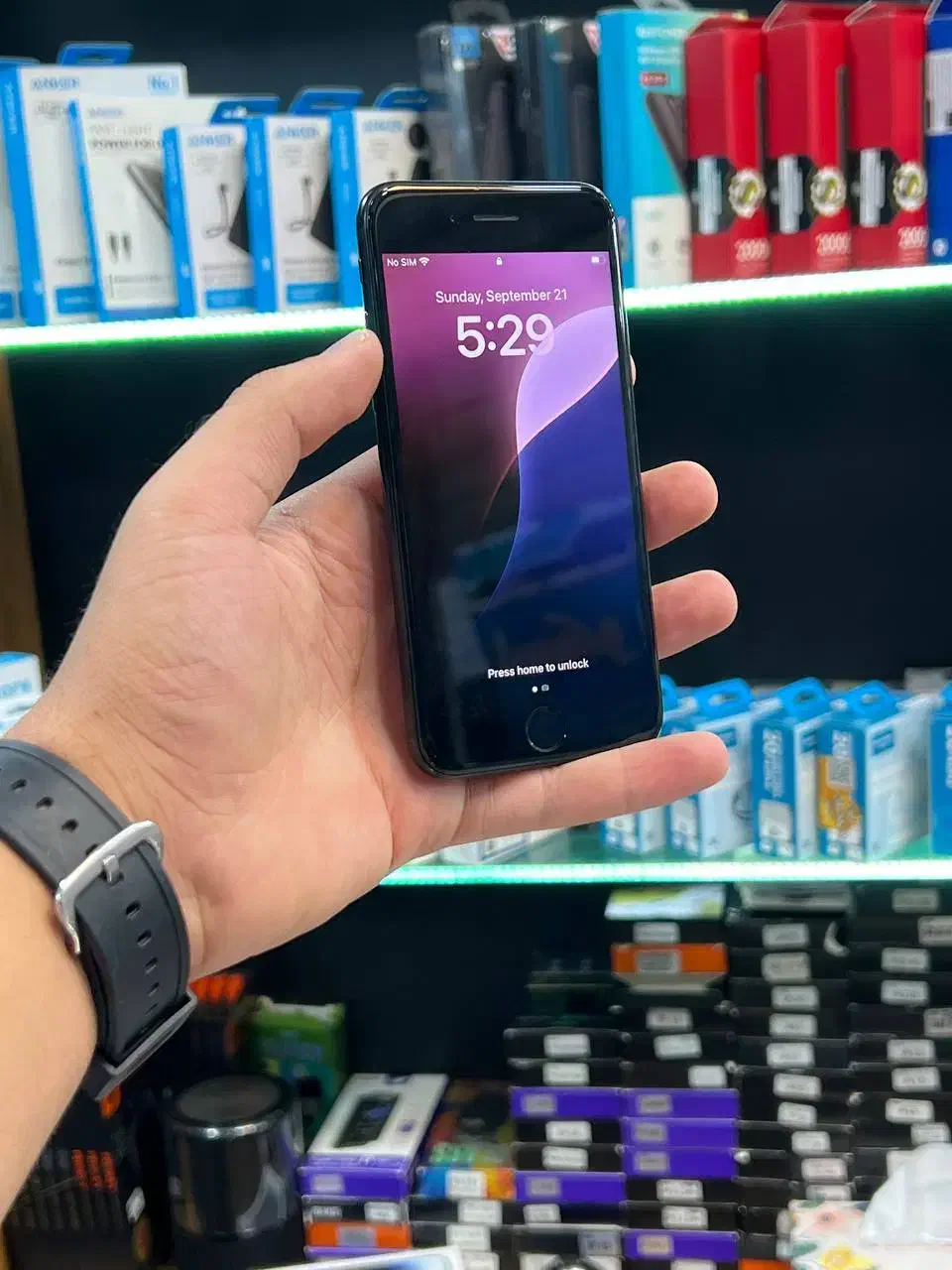 iPhone SE 2020|موبایل|محمدشهر, محمدشهر|دیوار