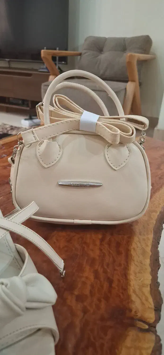 کیف و کفش کِرِم رنگ کاملا نو|کیف، کفش، کمربند|بندرعباس, |دیوار