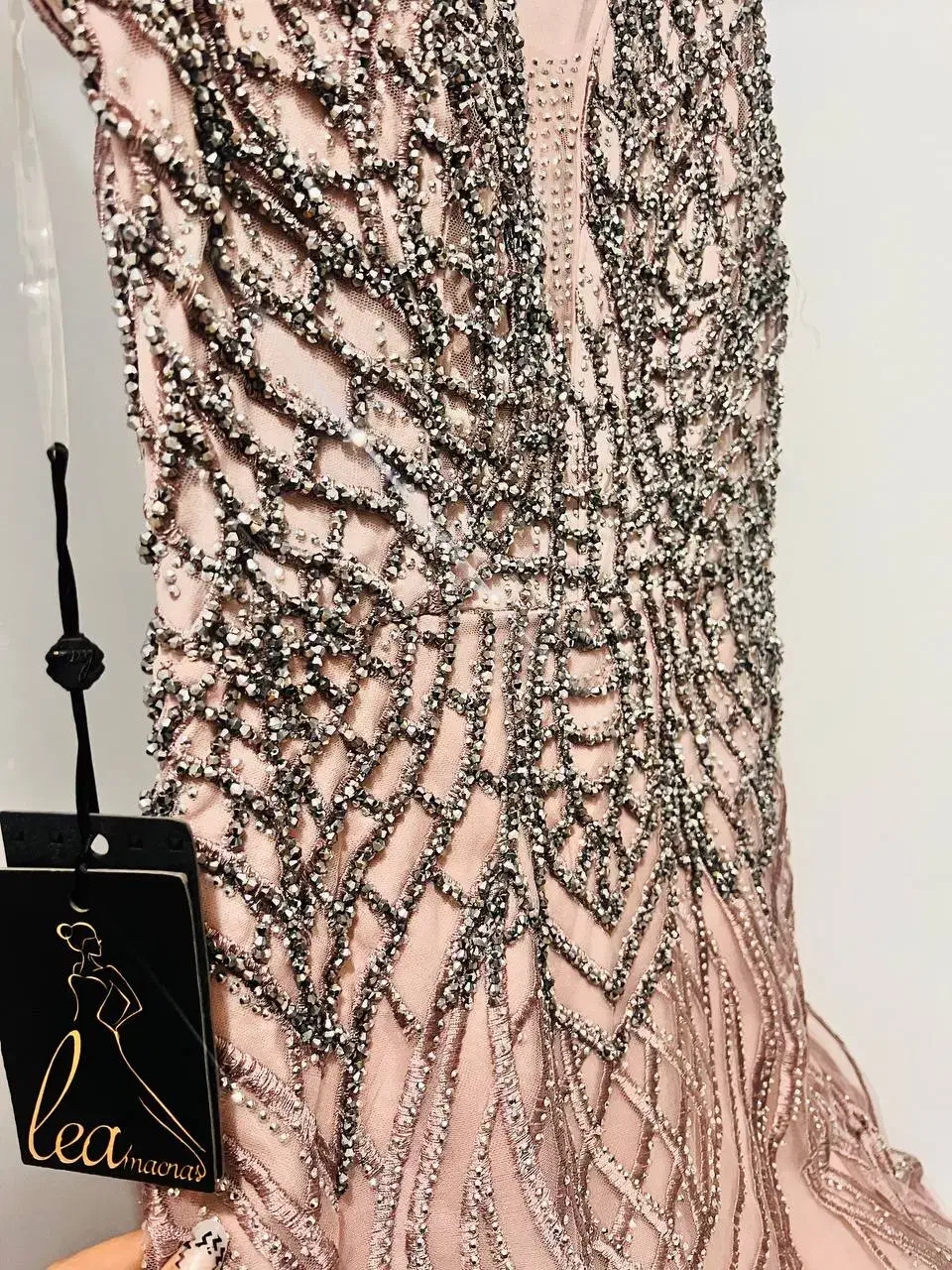 لباس مجلسی|لباس|بندر گناوه, |دیوار